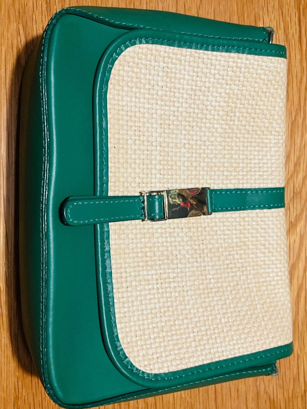 Full Leather Purse – Premium Quality – Like New – Retail $70 + Tax